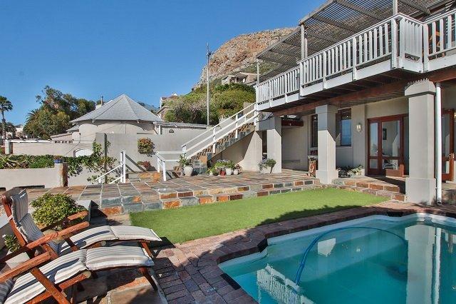 4 Bedroom Property for Sale in Fish Hoek Western Cape